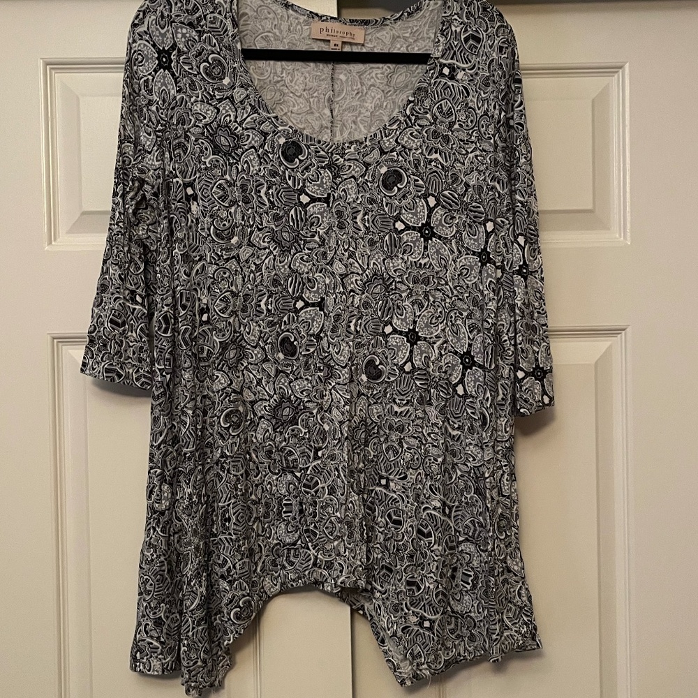 PHILOSOPHY | Black & White Half Sleeved Blouse